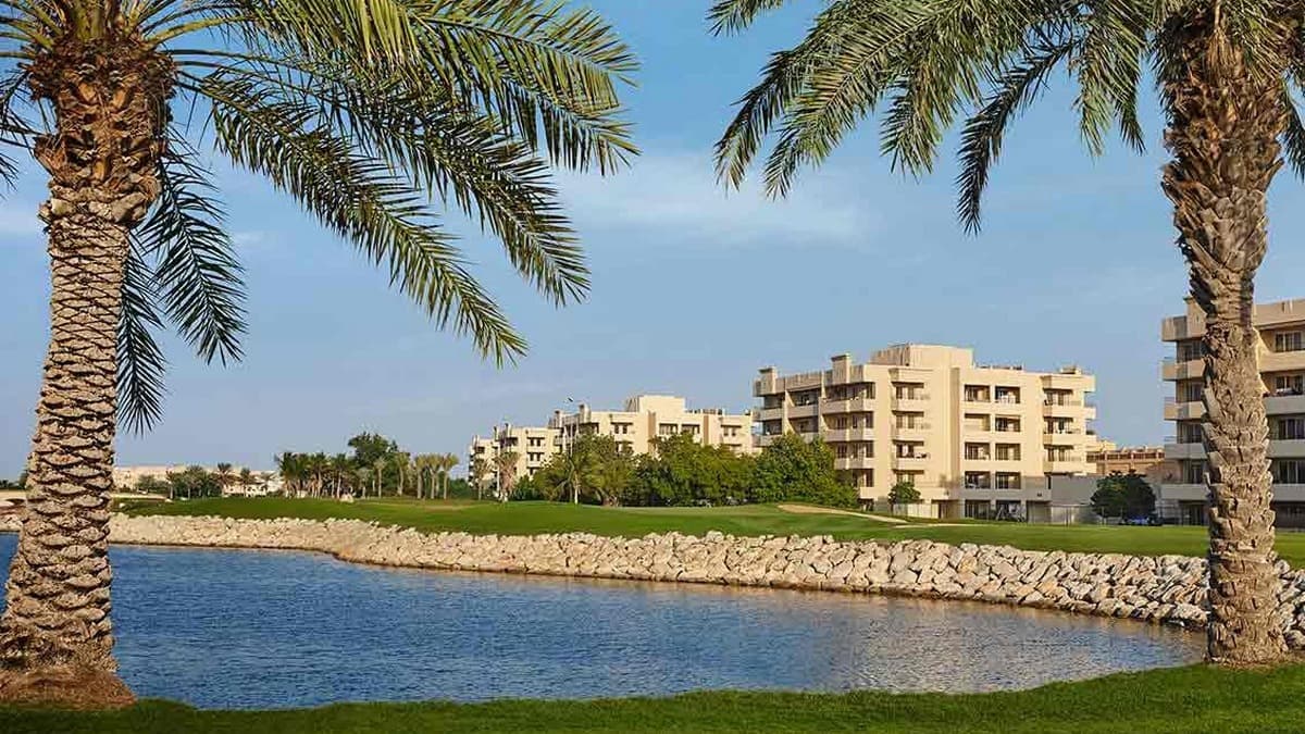 Golf Apartments - Image 4